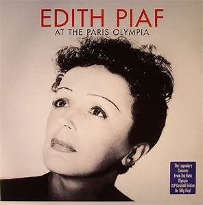 Edith Piaf at the Paris Olympia - Click to enlarge picture.