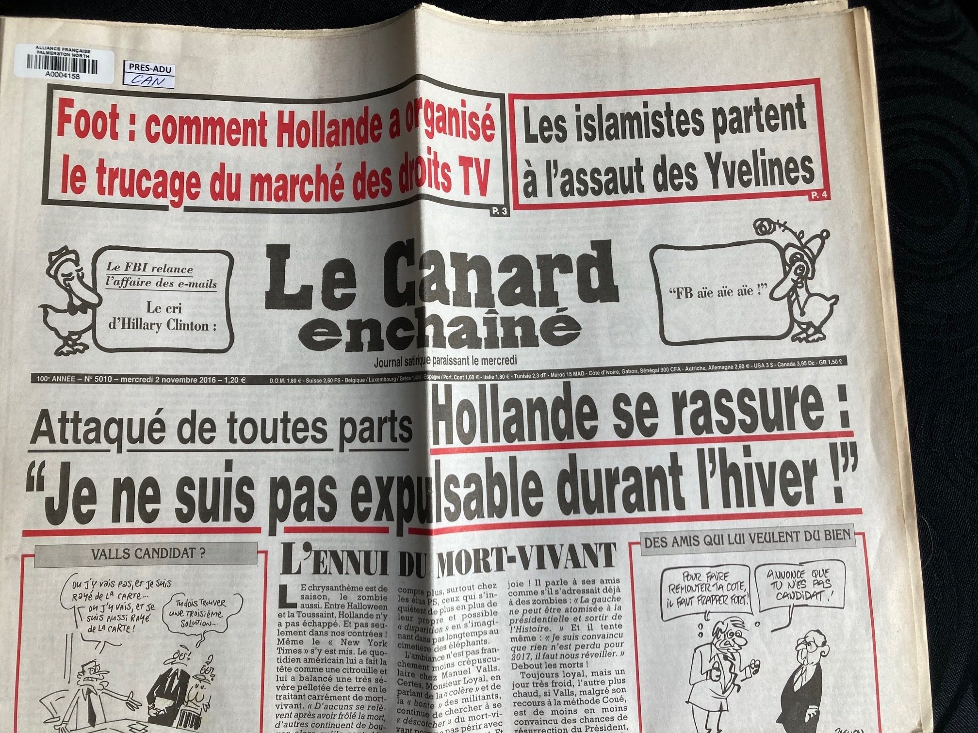 Attaqué de toutes parts Hollande se rassure - Click to enlarge picture.